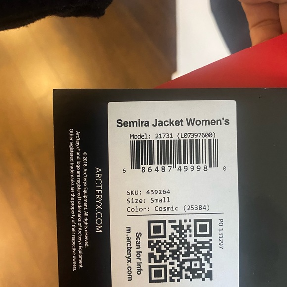 Jacket - Picture 6 of 6